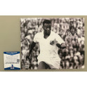 Pele Hand Signed 8'x10' Photo 3 + Beckett COA