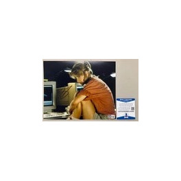Laura Dern Hand Signed 8"x10" Photo + BECKETT COA