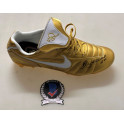 RONALDINHO R10  Hand Signed Gold Football Boot Cleat  Barcelona Brazil  + Beckett COA