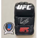 Alex 'Poatan' Pereira Hand Signed UFC Glove Blk + Beckett COA 'BUY AUTHENTIC'