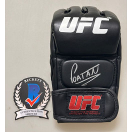Alex 'Poatan' Pereira Hand Signed UFC Glove Blk + Beckett COA 'BUY AUTHENTIC'