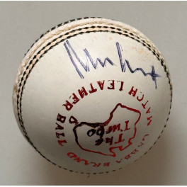 Muttiah Muralitharan Hand Signed Cricket Ball