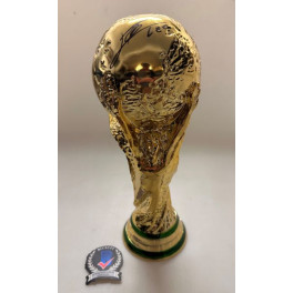 LEO MESSI Hand Signed World Cup  Statue Trophey Argentina + Beckett Coa