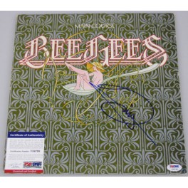 Bee Gee's Hand Signed LP 1 + PSA DNA COA V84798 Bee Gee's Hand Signed LP 1 + PSA DNA COA V84798
