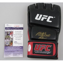 Robbie Lawler Hand Signed UFC Glove + JSA COA Robbie Lawler Hand Signed UFC Glove + JSA COA