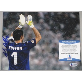 Gianluigi Buffon Hand Signed Italy 8'x10' Photo + PSA/DNA Beckett Coa Gianluigi Buffon Hand Signed Italy 8'x10' Photo + PSA/DNA Beckett Coa